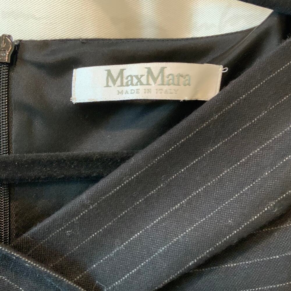 Max Mara Women's Black Pinstripe Twist Neck Sheath Italy Dress 3/4 Sleeve 4 - Picture 3 of 4
